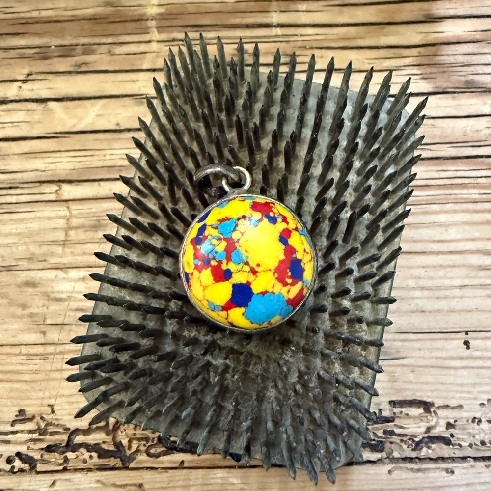 NWT Sterling Silver 925 Stamped Rainbow Casilica Circular Shaped Pendant